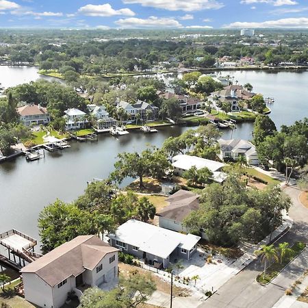 Pet-Friendly Waterfront Home - 2 Mi To Beach! 타폰스프링스 외부 사진