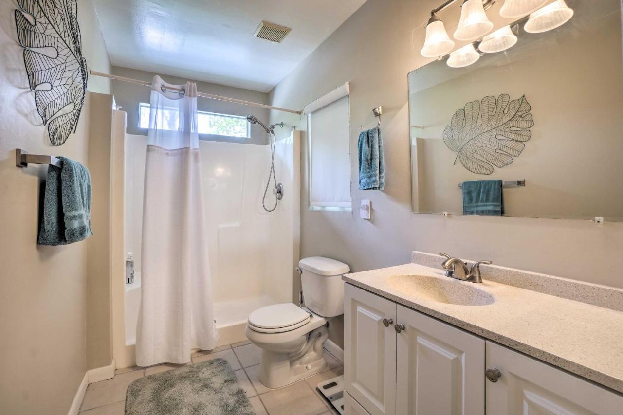 Pet-Friendly Waterfront Home - 2 Mi To Beach! 타폰스프링스 외부 사진