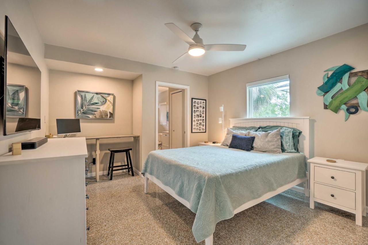Pet-Friendly Waterfront Home - 2 Mi To Beach! 타폰스프링스 외부 사진