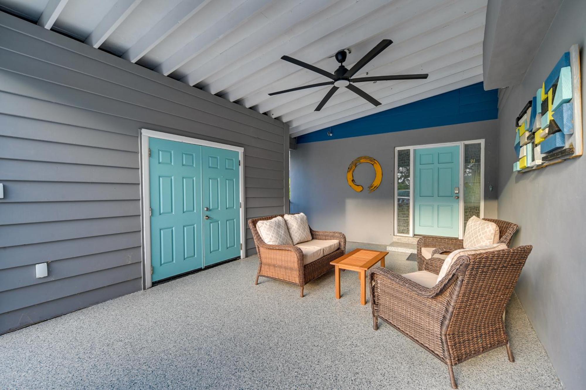 Pet-Friendly Waterfront Home - 2 Mi To Beach! 타폰스프링스 외부 사진