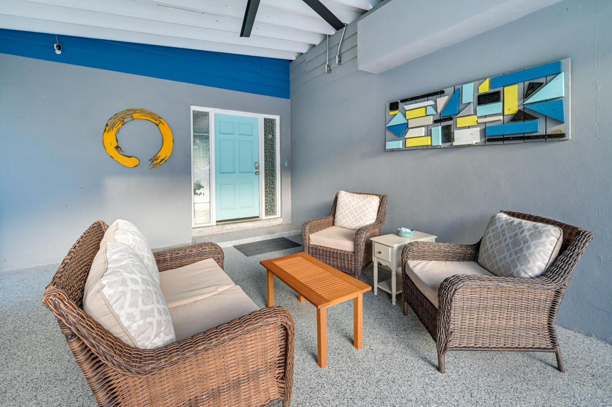 Pet-Friendly Waterfront Home - 2 Mi To Beach! 타폰스프링스 외부 사진
